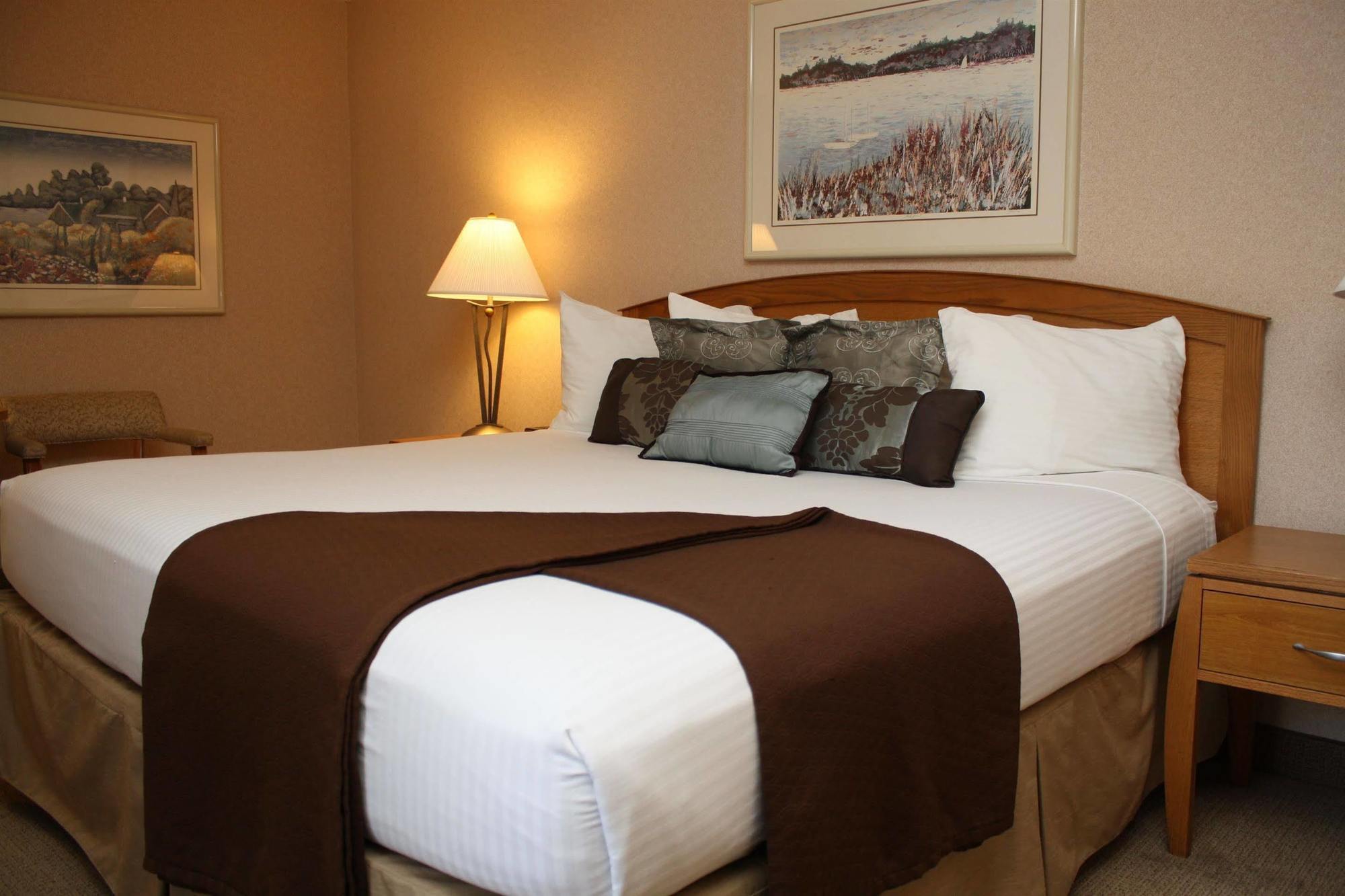 Clarkston Rivertree Inn & Suites מראה חיצוני תמונה